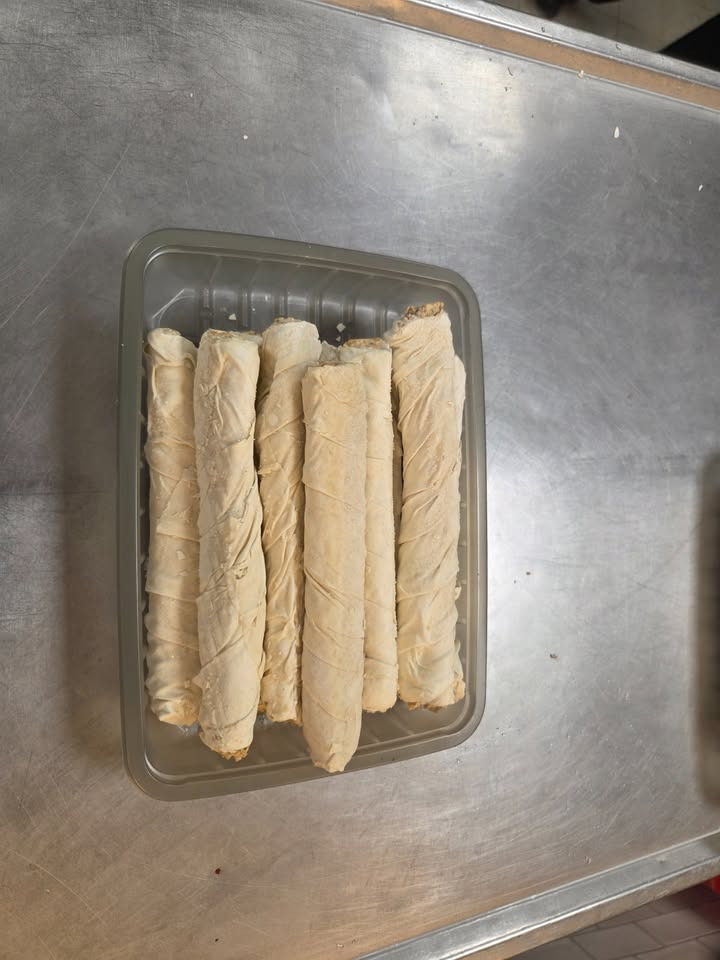 MENY Randers tilbyder 10 frosne bürek med oksekød for 25 kr