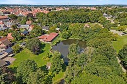 Drømmer du om luksus? For 4,998 mio. kroner er Brendstrupsvej 30 kommet til salg - Se den og de dyreste boliger til salg her