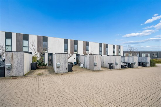 Egå Engvej 29 og 1 anden boliger er kommet til salg denne uge i Egå - se boligerne her.