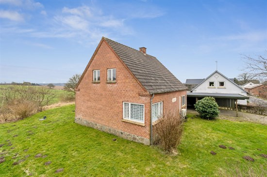 Ravningvej 68 er til salg for kun 575.000 kr.: Se de billigste boliger til salg i Bredsten her