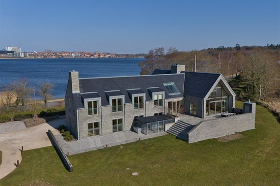 Top 6 over dyreste boliger til salg i Viborg. Priser op til 25.600.000 kr