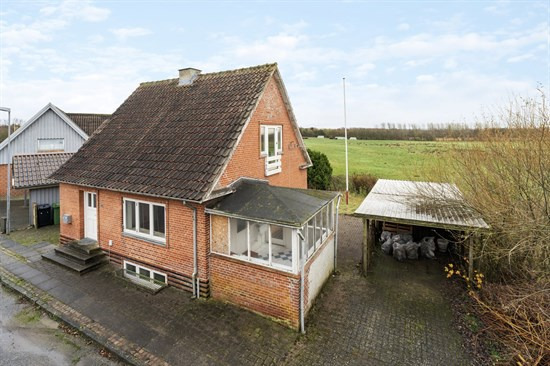 Hellesvej 12 er til salg for kun 245.000 kr.: Se de billigste boliger til salg i Vinderup her