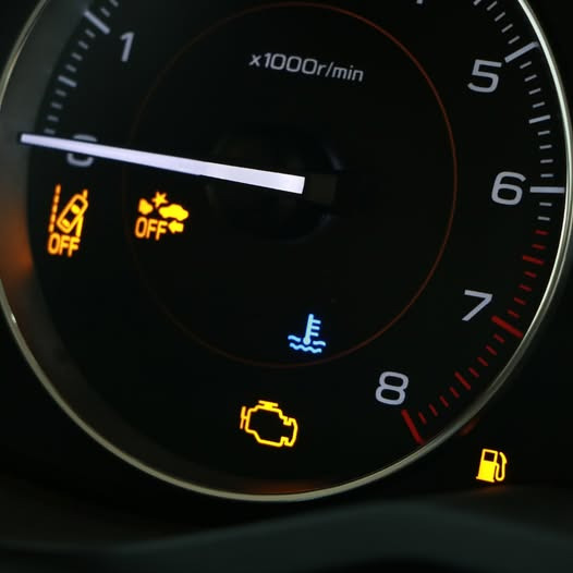 Oscar Biludlejning Hobro opfordrer til bilcheck ved advarselstegn