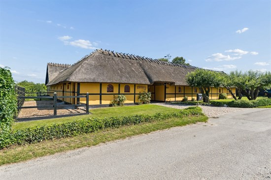 Top 6 over dyreste boliger til salg i Kirke Såby. Priser op til 14.200.000 kr