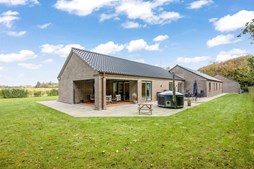 Luksus til salg: Stensigvej 1 til 3.595.000 kr – Se Vembs dyreste boliger her