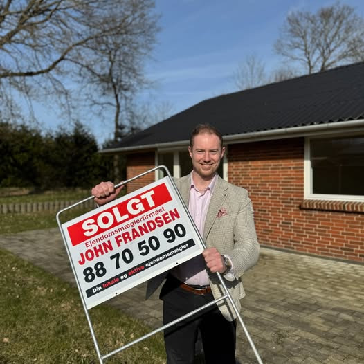 Endnu et hus solgt i Engesvang af John Frandsen Ikast