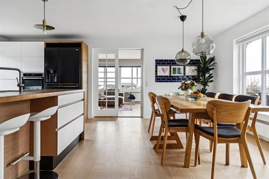 Solvænget 10 og 1 anden boliger er kommet til salg denne uge i Skødstrup - se boligerne her.