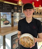 Kylling & Co introducerer ny varme ret: pad thai med sprøde grønsager