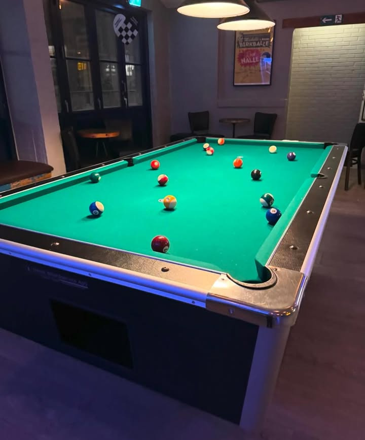 Joys Pub introducerer nyt bookingsystem til poolbord med drikkevarer inkluderet