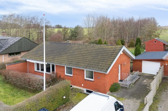 Skolebakken 14 er til salg for kun 345.000 kr.: Se de billigste boliger til salg i Fårup her