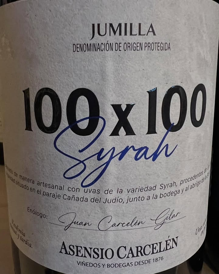 Den gode vino inviterer til gratis smagning og tilbud på spansk Syrah vin fredag