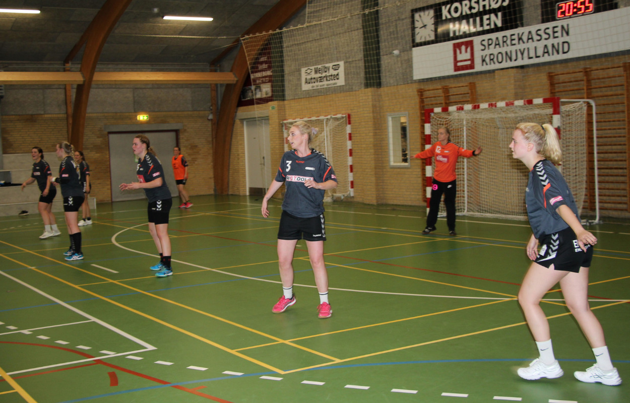 SMIFFs betonforsvar sikrer sejr