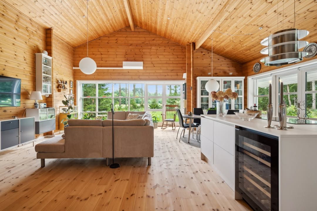 CD Bolig præsenterer feriehus ved Gudenåen i naturskønne Kongensbro