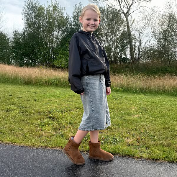 Sportigan Hadsund præsenterer varme ZigZag bamsestøvler til junior