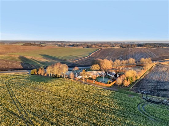 Fløevej 24 er til salg for kun 645.000 kr.: Se de billigste boliger til salg i Støvring her