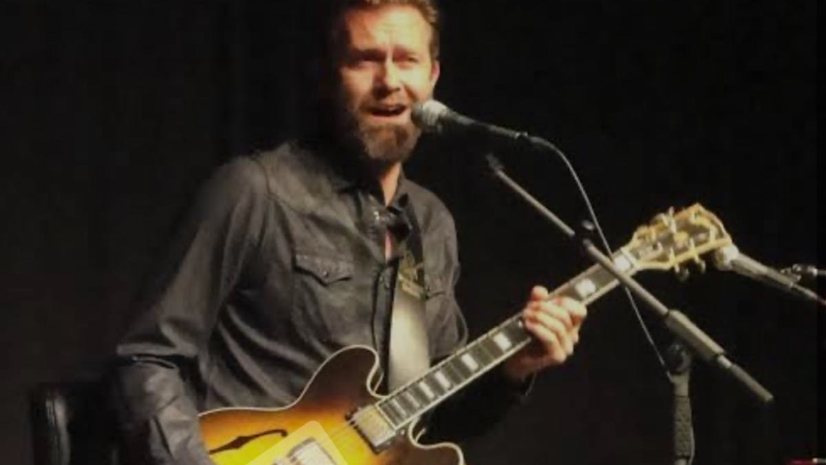 Intim koncert med Mike Andersen på Elses Gab