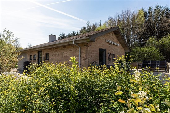 Ravningvej 68 er til salg for kun 575.000 kr.: Se de billigste boliger til salg i Bredsten her