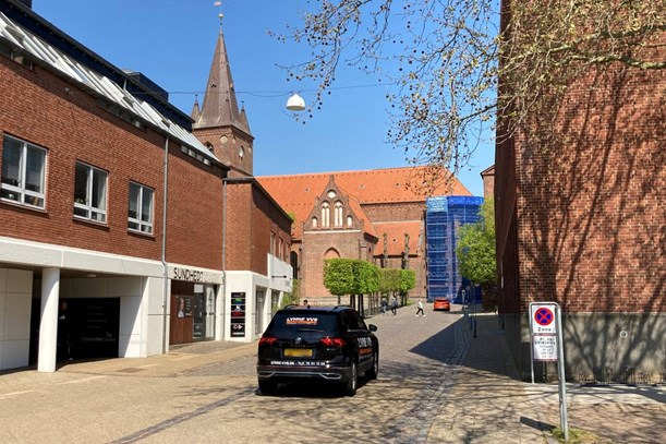 Skitse til mindre trafik i midtbyens smalle gader