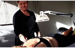 Lades Akupunktur: Nålen til bedre velvære