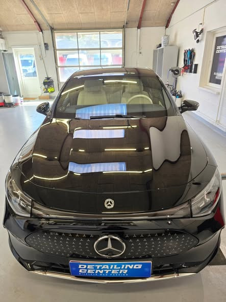 Ny Mercedes CLA 250+ får omfattende detailing hos Detailing Center