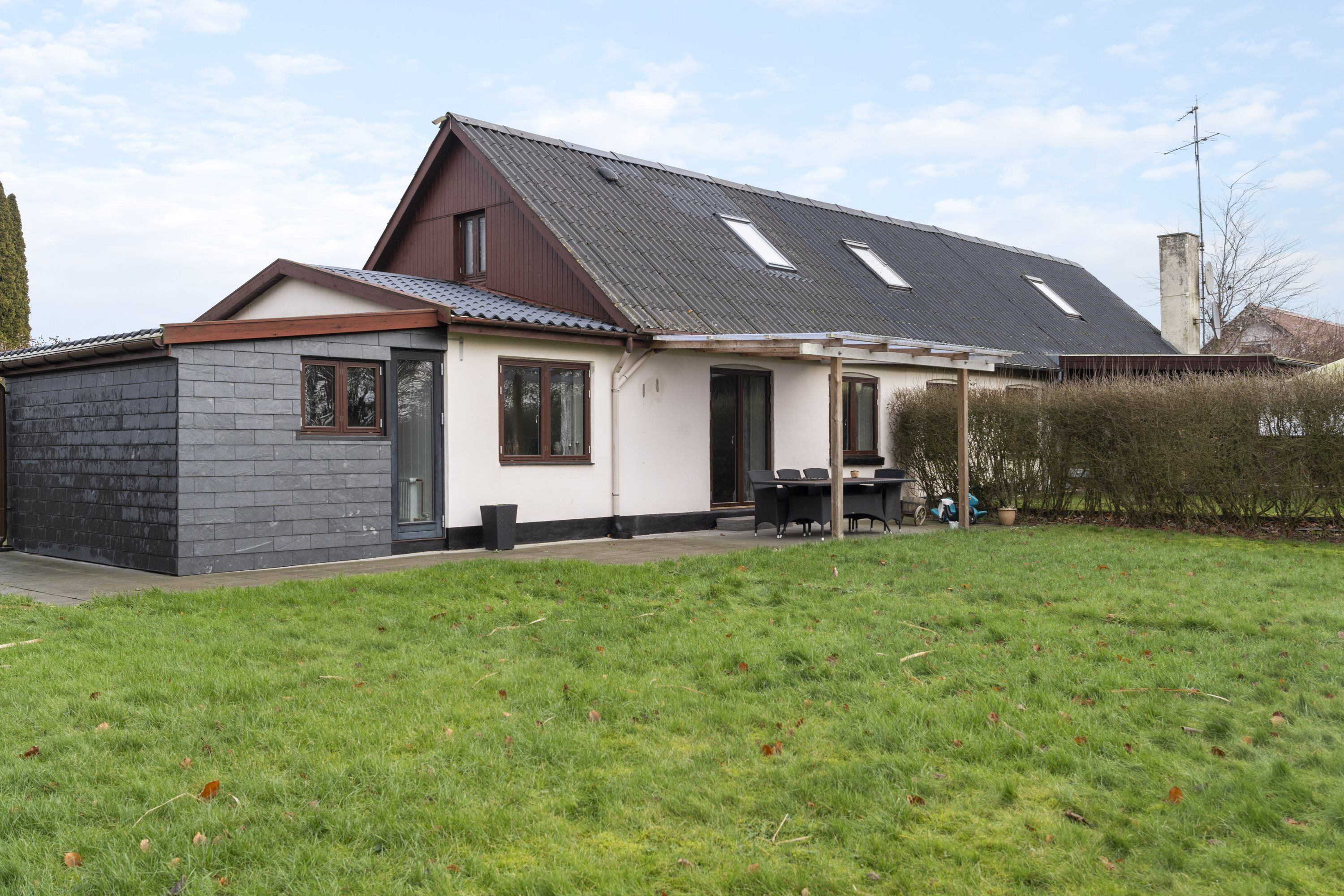 For 595.000 kroner kan du nu få Havebyen 10 - Se priserne på de dyreste boliger til salg i Holeby