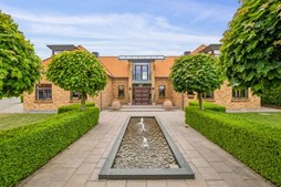 Til salg hos Nybolig Skive I/S: Liebhaveri med fjordudsigt