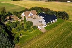 Top 6 over dyreste boliger til salg i Nørager. Priser op til 3.895.000 kr