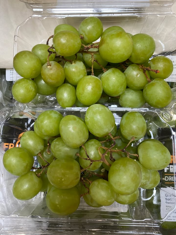 Løvbjerg Frederikshavn tilbyder sprøde grønne druer til en fantastisk pris