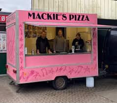 Mackie’s pizza ved Min Købmand Øster Bjerregrav i dag fra 14-18
