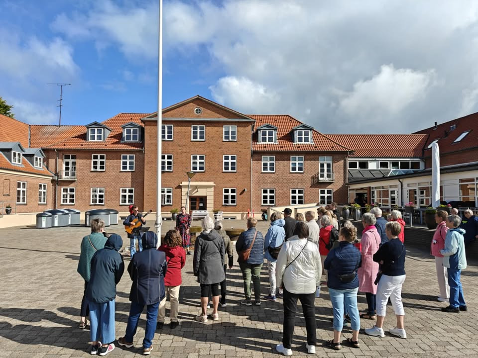 Operaen i Midten inviterer til unikke musikalske byvandringer i Herning