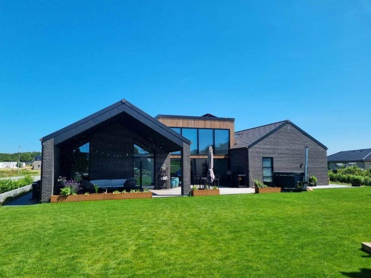 Åbent hus med tilmelding på unik arkitekttegnet villa i Fredericia – danbolig Fredericia inviterer