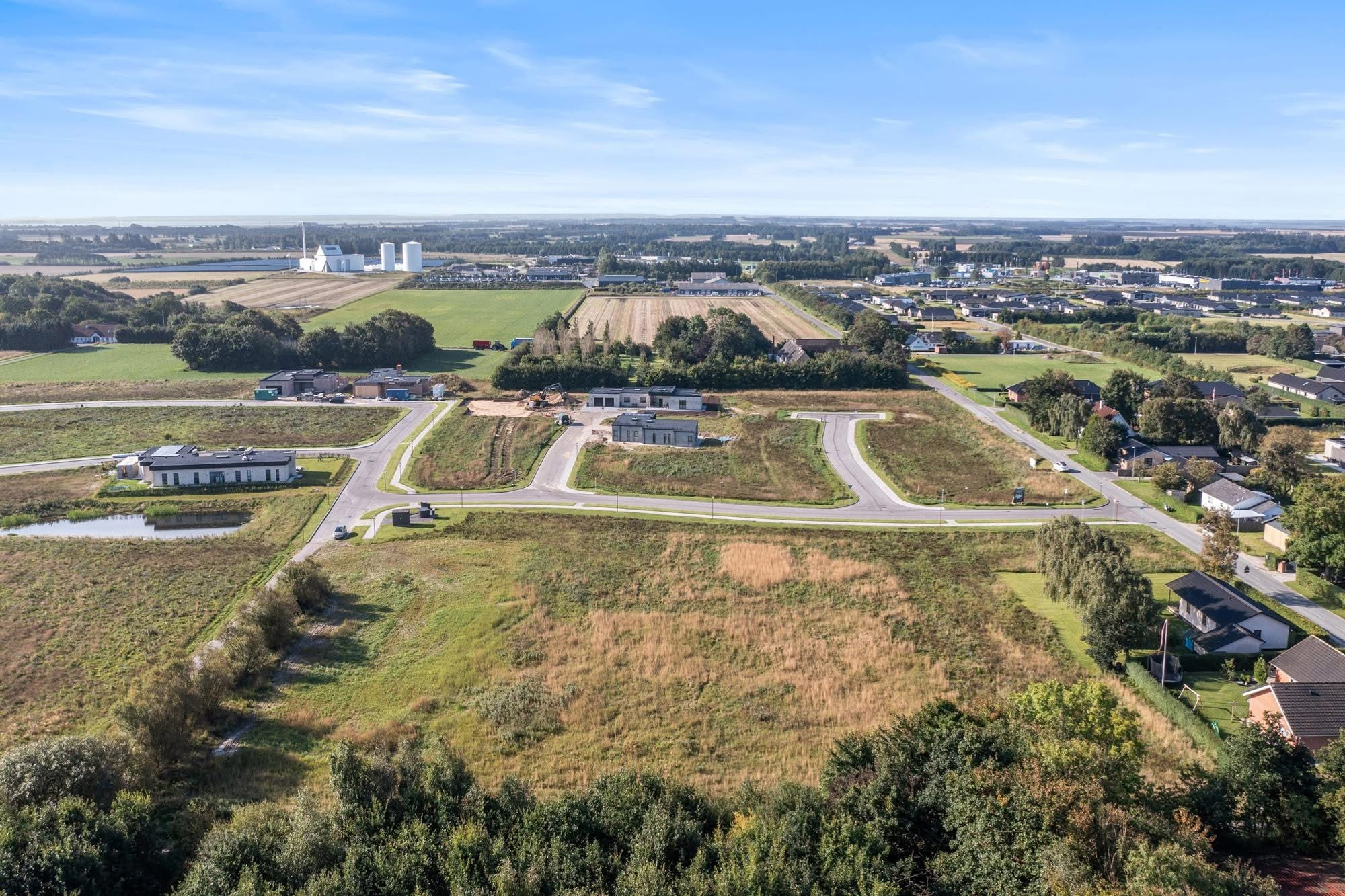 Mæglerhuset - Aabybro præsenterer byggegrund med potentiale i Aabybro