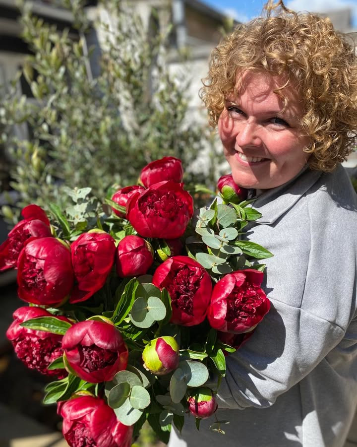 Florist Pernille DB takker for en fantastisk mors dag og minder om fyldt automat til hilsner