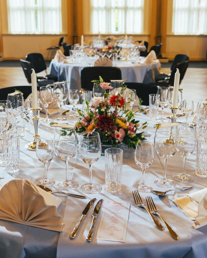 Frændes Madværk byder velkommen til skræddersyede bryllupsfester