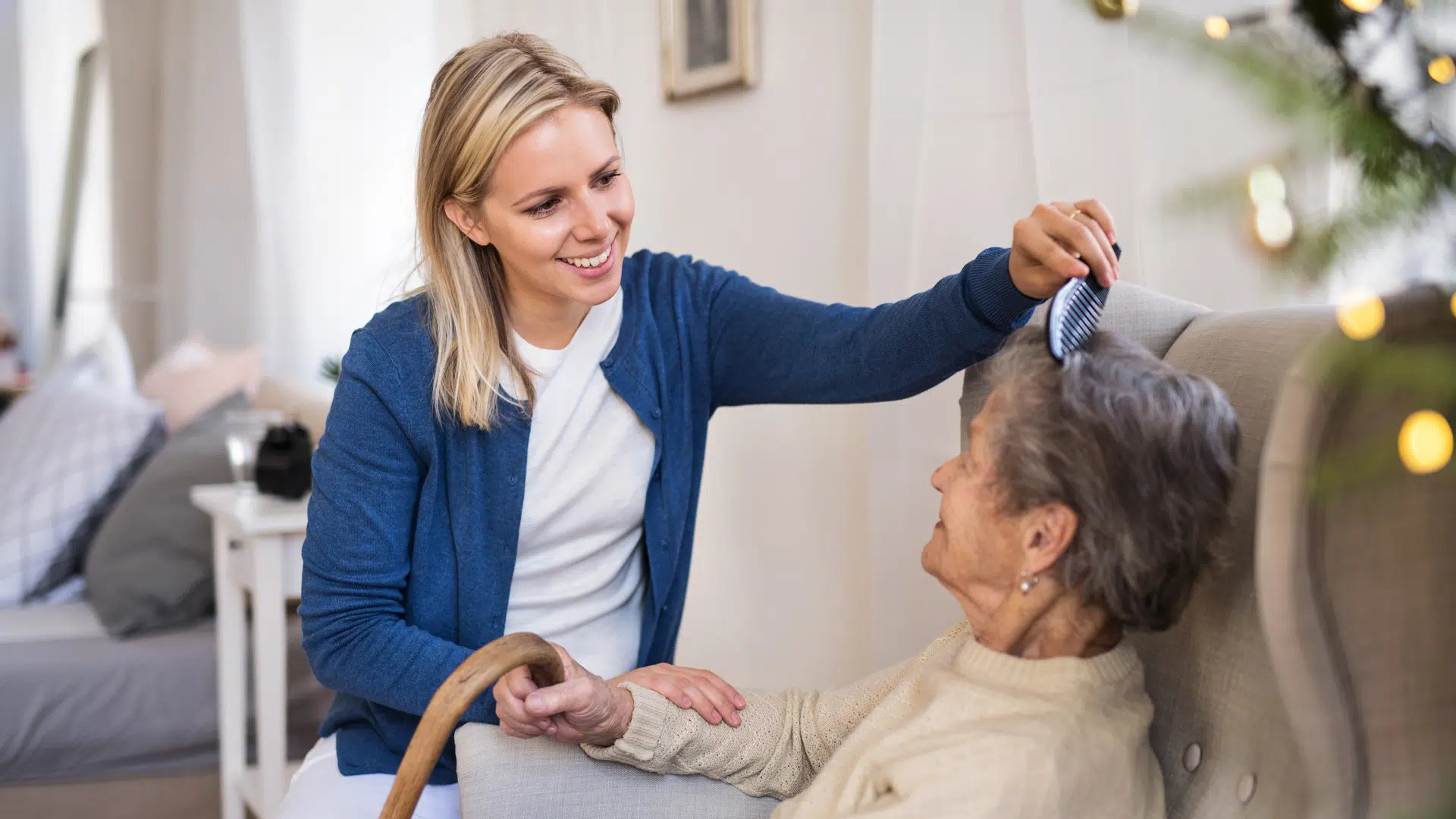 Aalborg Kommune ændrer ældreloven: Nye helhedspleje-pakker til borgere over 67 år