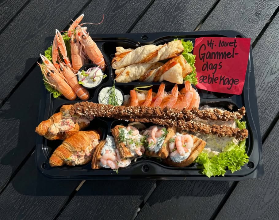Havnens Fisk Øster Hurup tilbyder efterårsplatte til 299 kr. i uge 41 og 42