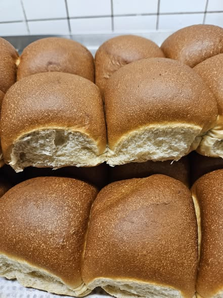 Løgstørvejens Bageri fejrer varme hveder trods aflyst Store Bededag