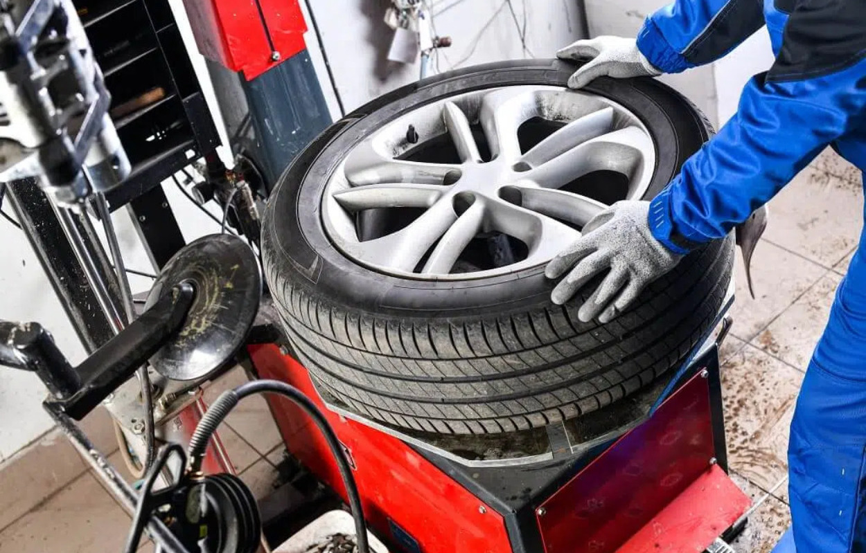 Aunetto i Herning: Gør din bil vinterklar med professionelt hjulskifte