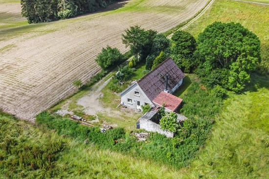 Hindbjergvej 32 er til salg for kun 350.000 kr.: Se de billigste boliger til salg i Kjellerup her