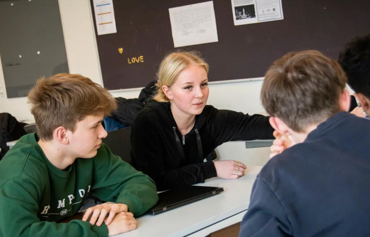 Laura fra Randers vil være juniorleder