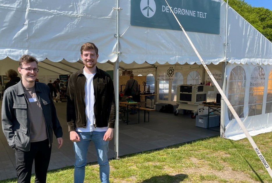 SKIVE JOBFESTIVAL 2023: Nyuddannede Mads og Daniel tog bussen fra Aarhus for at finde job i Skive