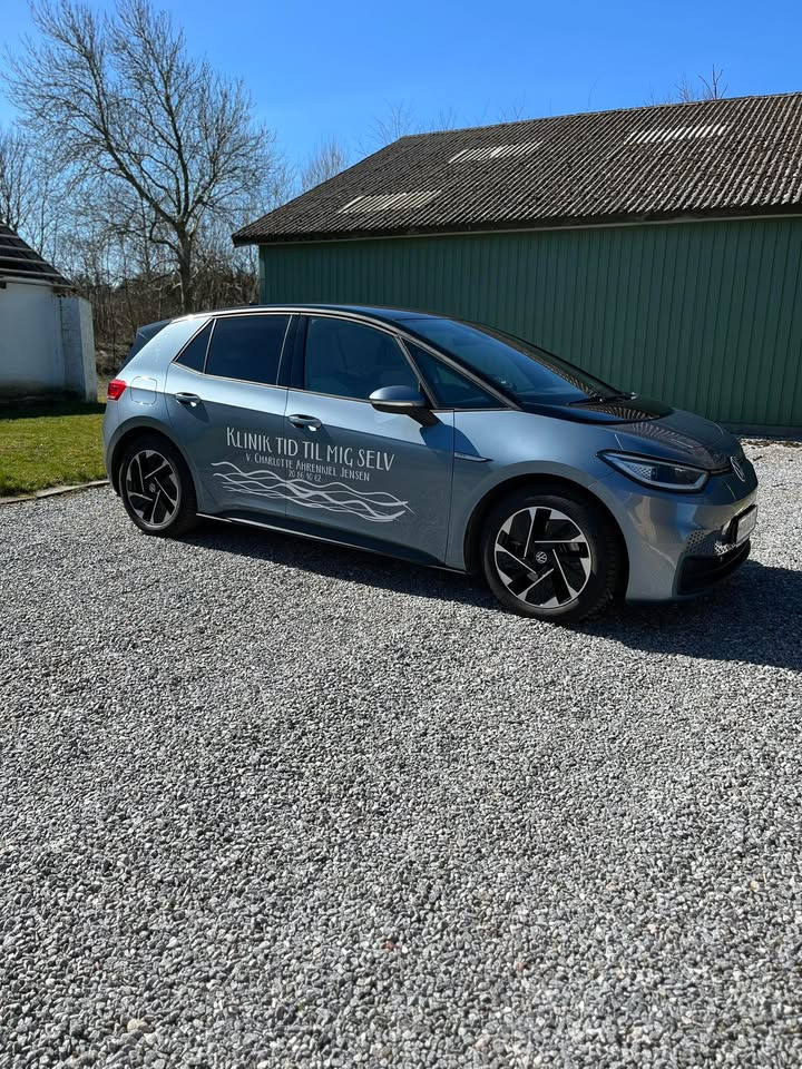 Klinik tid til mig selv opgraderer til elbil og tilbyder ledige tider før påske