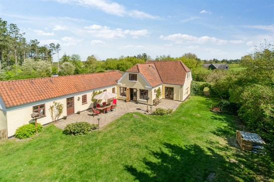 Pris sat ned med 400.000 kr. på Dokkedalvej 38A