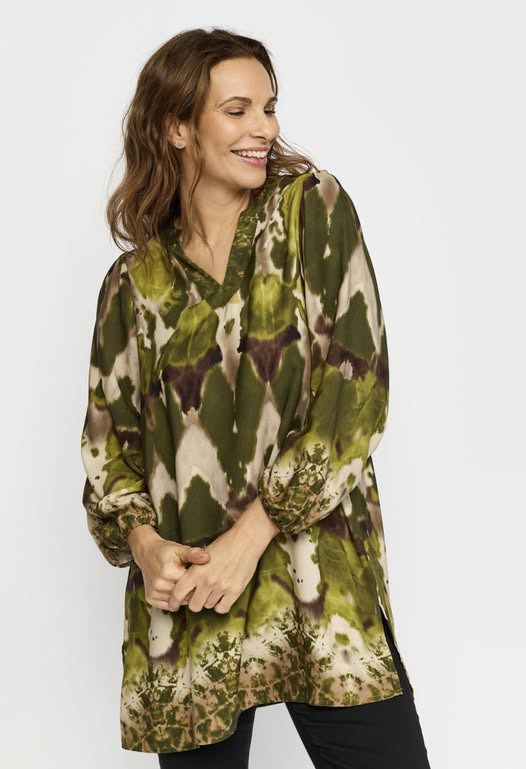 Nyhed fra Skott Aalborg: Smukke tunikaer fra 2-biz i grønne og blå nuancer