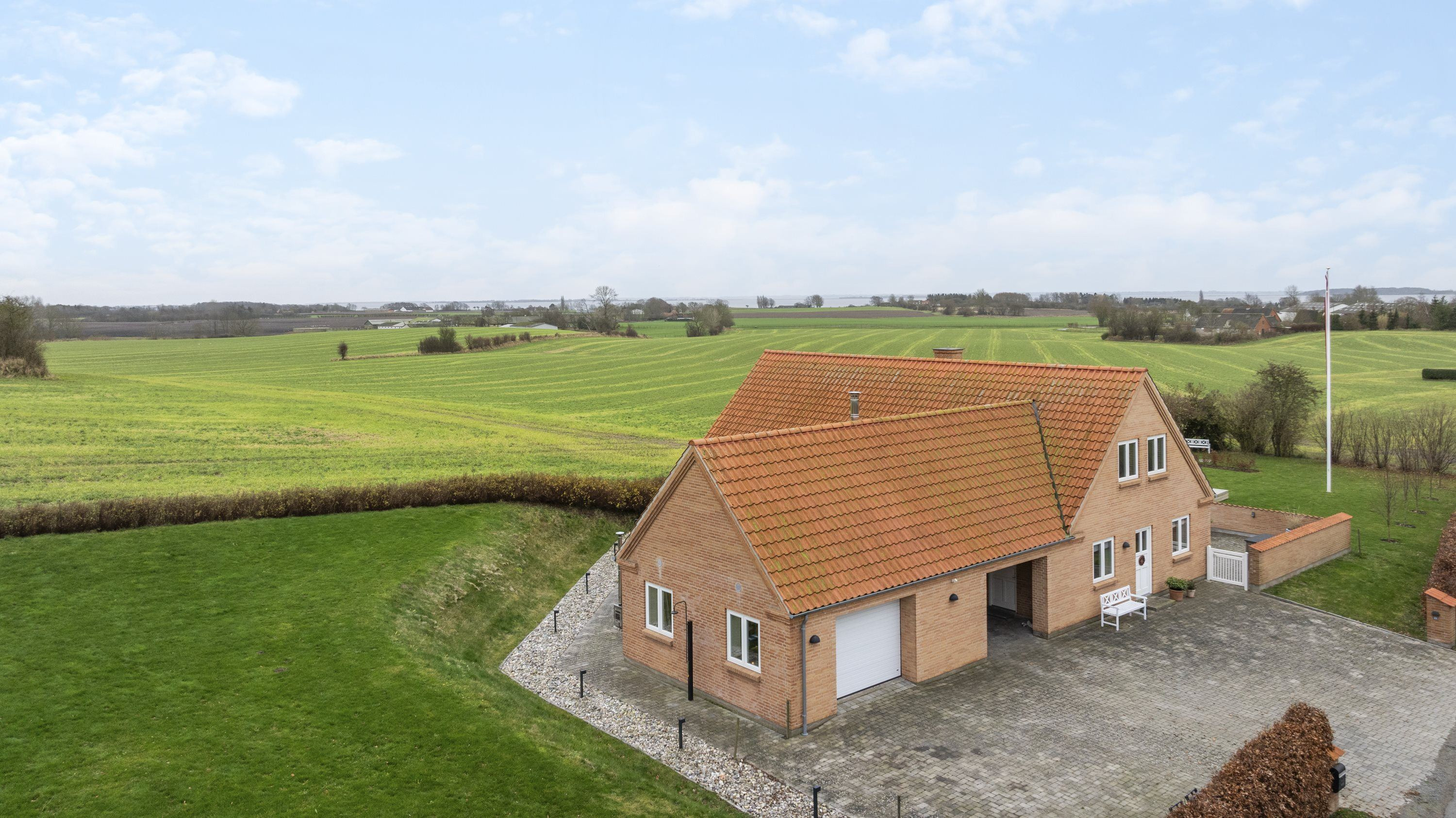 Netop kommet til salg: Fjællebrovejen 21 en af Vester Skerninges dyreste adresser