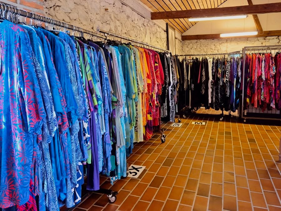 Lagersalg.com præsenterer Angel Circle lagersalg for stilfuld plus-size mode