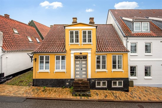 Bjerndrup Bygade 33 er til salg for kun 360.000 kr.: Se de billigste boliger til salg i Aabenraa her