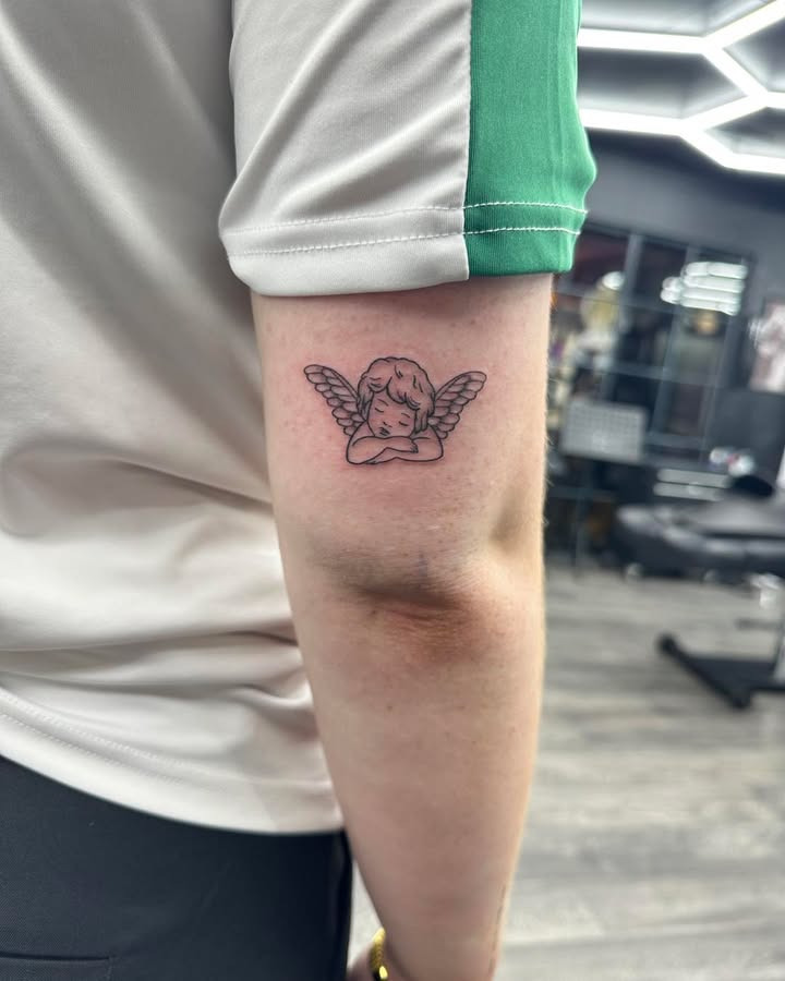 Mr. & Mrs. Tattoo præsenterer fem unikke små tattoos med stor stil