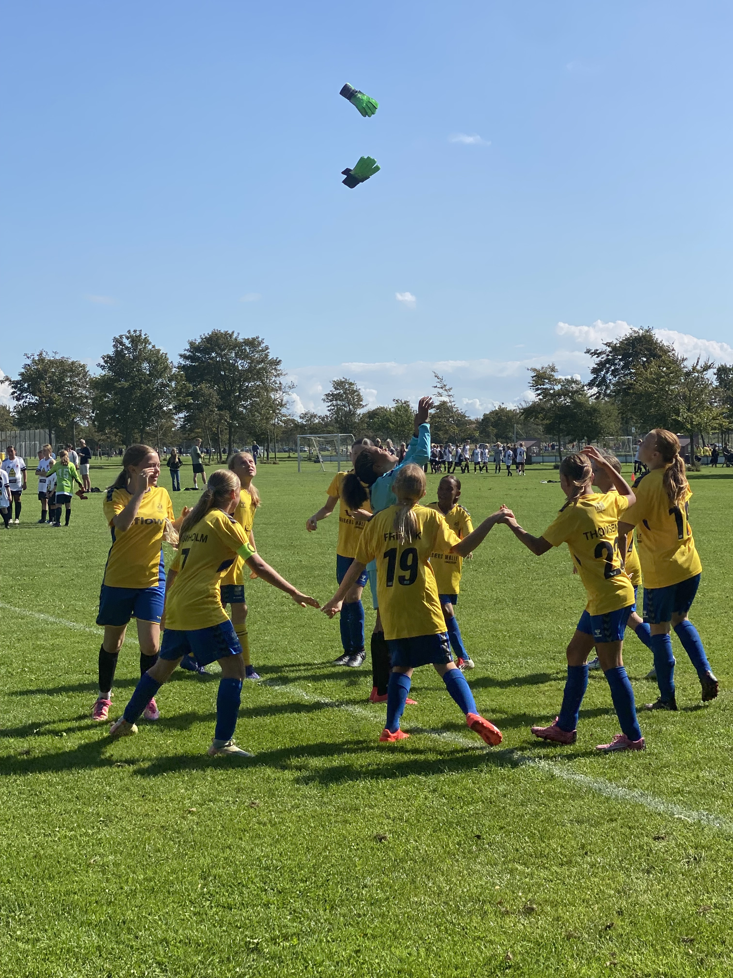 Lunderskovs U13-piger triumferer med målshow mod SGI/SSK