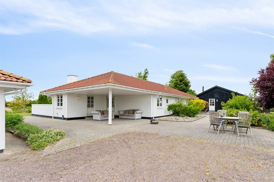 Top 6 over dyreste boliger til salg i Ørbæk. Priser op til 4.995.000 kr